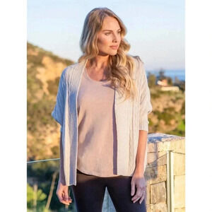 Barefoot Dreams Cable Shrug Women’s Small CozyChic Lite Pink